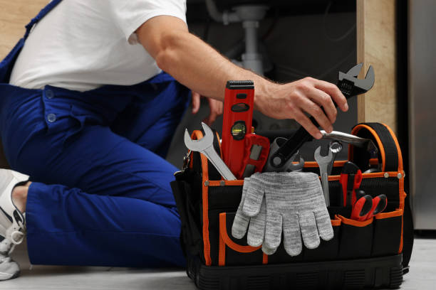 Best Local Plumber Services  in Carrabelle, FL
